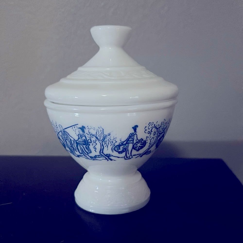 Milk glass pedestal dish with lid Belgium made